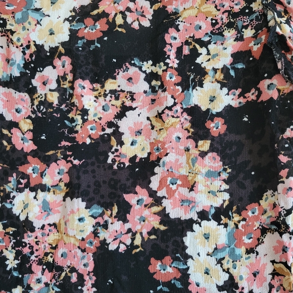 Maurices Womens Shirt Floral Crinkle Gauze Ruffle Flutter Sleeve Boho Medium - Picture 4 of 10